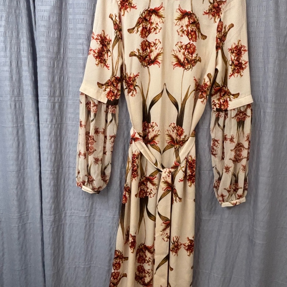 BCBGMaxAzria Cream and Red Floral Long Sleeve Dress